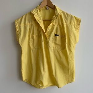 Vintage | Here’s A Hug V-Neck Top